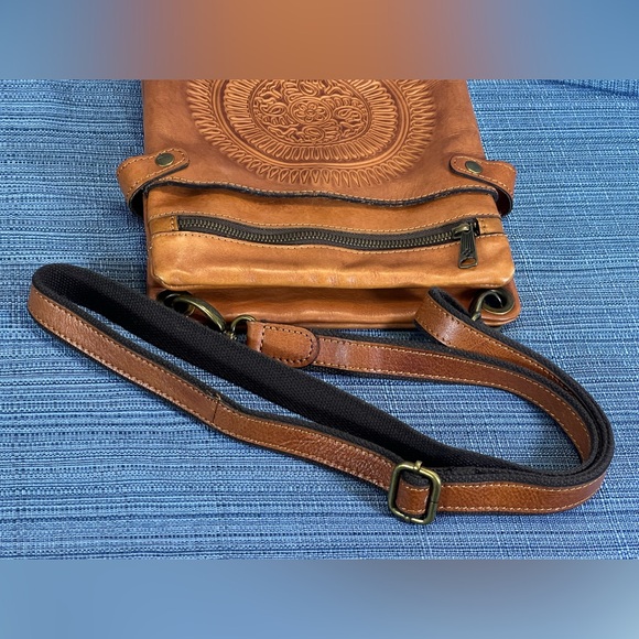 Patricia Nash Crossbody Leather Bag - Preloved in Camel - Picture 12 of 15